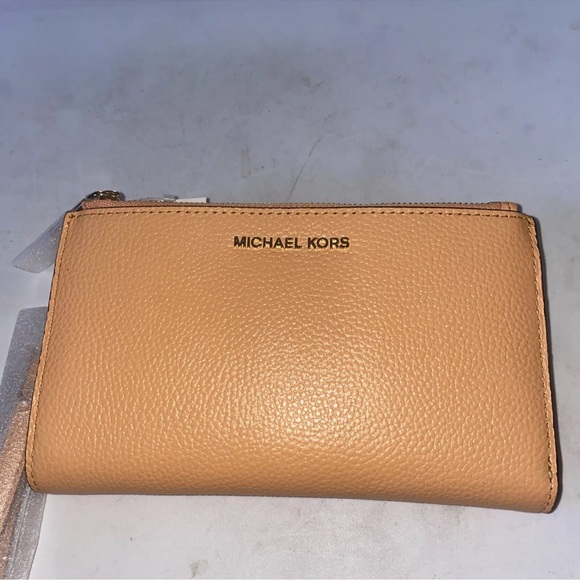 Michael Kors Jet Set Travel Double Zip Phone Wristlet Cantaloupe NWT - Picture 7 of 8